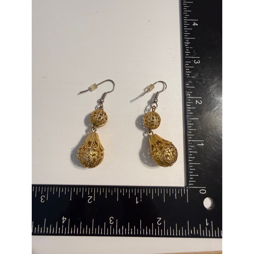 Vintage Gold Tone Filigree Teardrop Dangle Earrings Openwork Lace Drop Boho